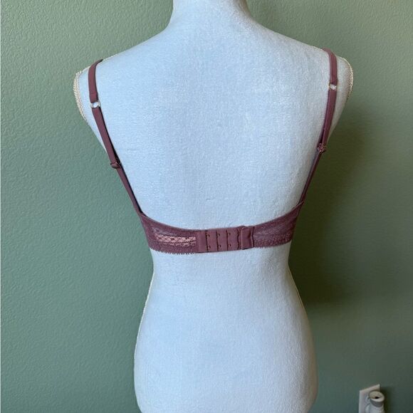 NWOT Vintage Rose Incredible Lightly-Lined Lace Plunge Bra Size 32DD - Picture 3 of 6